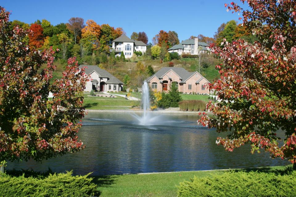 community fountain autumn
