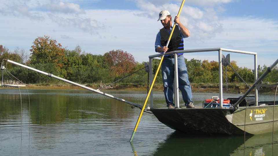 Electrofishing, Fish Population Survey | Jones Lake Management